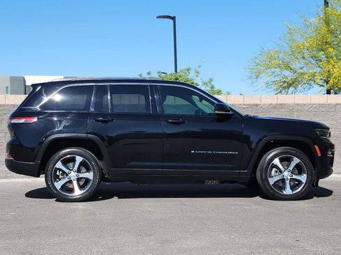 Used 2024 Jeep Grand Cherokee Limited 4xe AWD/4WD image 10