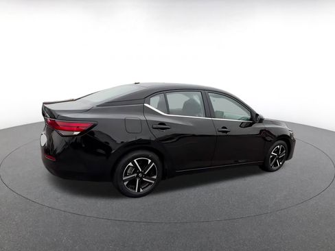 Used 2025 Nissan Sentra SV image 15