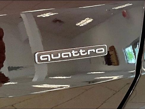 Used 2022 Audi Q3 2.0T Premium AWD/4WD image 29