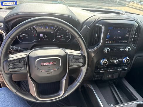 Used 2020 GMC Sierra 1500 AT4 w/ AT4 Premium Package AWD/4WD image 23