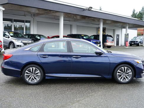 Used 2020 Honda Accord Touring image 5