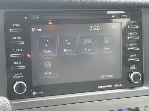 Used 2018 Toyota Sienna LE FWD image 59
