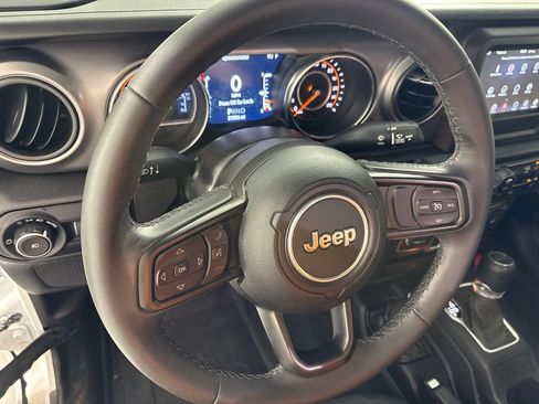 Used 2022 Jeep Wrangler Unlimited Sport AWD/4WD image 27