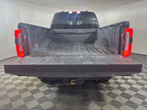 Certified 2023 Ford F350 Platinum w/ FX4 Off-Road Package image 21