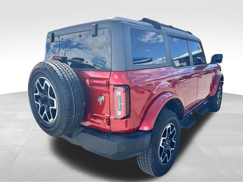 Used 2024 Ford Bronco Outer Banks image 34