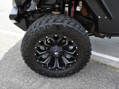 Used 2016 Jeep Wrangler Unlimited Rubicon AWD/4WD image 16