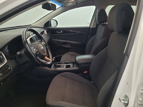 Used 2016 Kia Sorento AWD w/ LX Convenience Package image 17