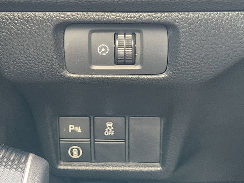 Used 2023 Honda Civic Touring image 25