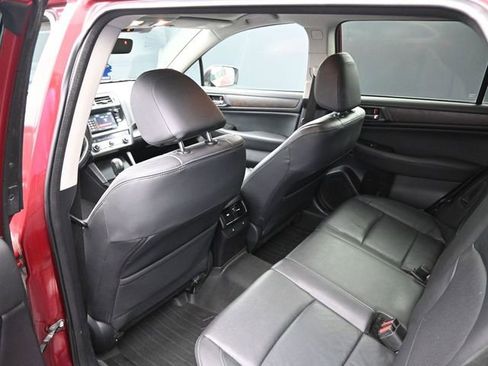 Used 2017 Subaru Outback 2.5i Limited AWD/4WD image 41