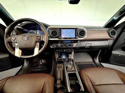 Used 2023 Toyota Tacoma Limited image 16