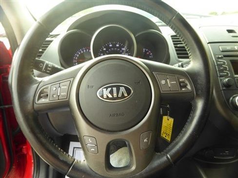 Used 2013 Kia Soul + image 13
