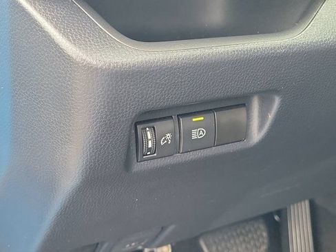 Used 2020 Toyota RAV4 LE w/ Carpet Mat Package FWD image 17