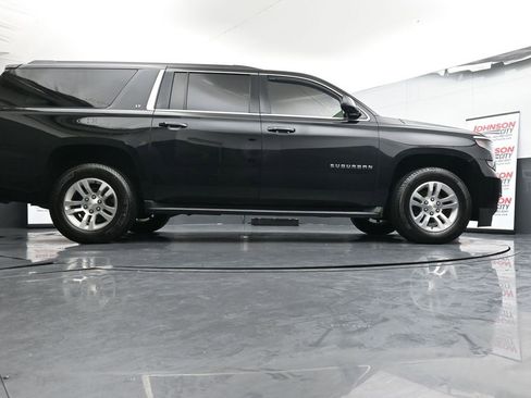 Used 2015 Chevrolet Suburban LT image 48