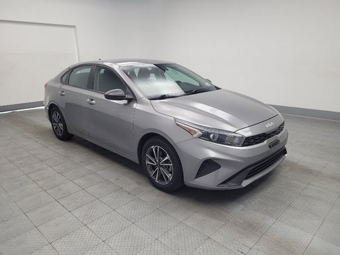 Used 2022 Kia Forte LXS image 13