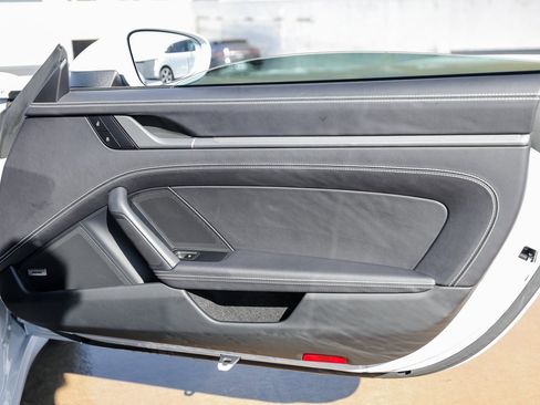 Certified 2024 Porsche 911 Targa 4S image 26