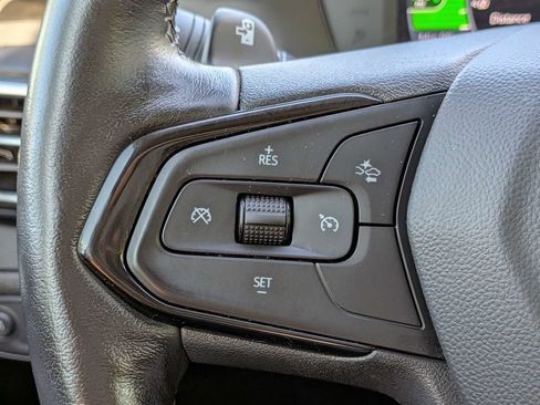 Used 2023 Chevrolet Bolt EUV Premier FWD image 26