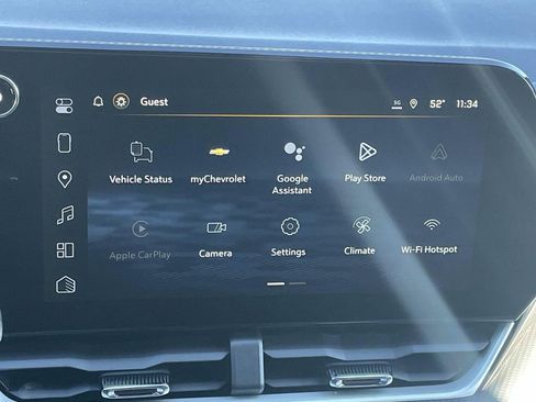 New 2026 Chevrolet Equinox LT w/ Convenience Package II FWD image 20