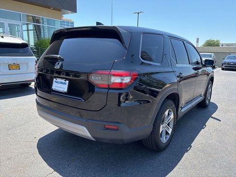 Used 2025 Honda Pilot EX-L image 5