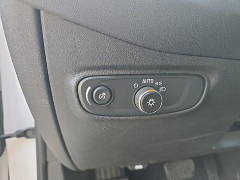 Used 2024 Chevrolet Equinox LT w/ LPO, Floor Liner Package FWD image 25