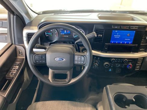 Used 2023 Ford F250 XLT image 15