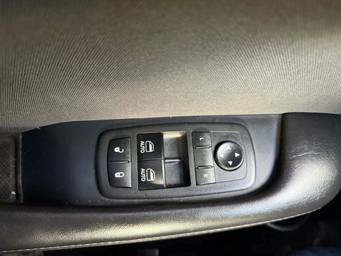 Used 2018 Dodge Challenger R/T RWD image 22