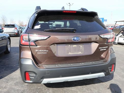 Used 2021 Subaru Outback Limited image 15