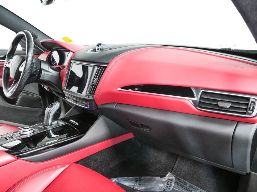 Used 2022 Maserati Levante Modena AWD/4WD image 24