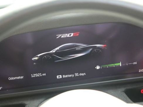 Used 2020 McLaren 720S Spider image 28