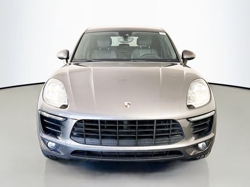 Used 2018 Porsche Macan AWD/4WD image 2