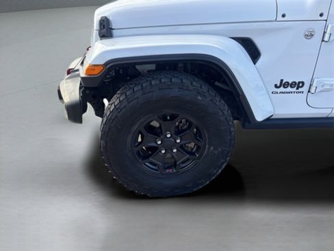 Used 2021 Jeep Gladiator Sport image 25