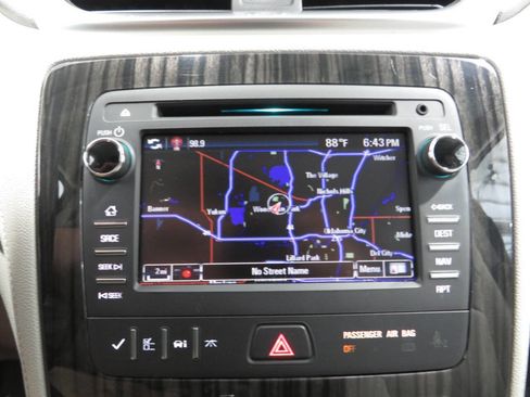 Used 2014 Chevrolet Traverse LT FWD image 22