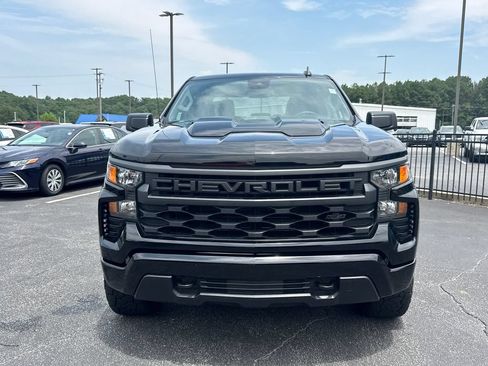 Used 2025 Chevrolet Silverado 1500 Custom Trail Boss w/ Turbomax Blackout Package AWD/4WD image 3