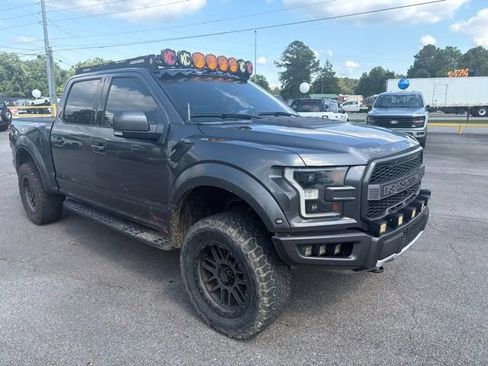 Used 2017 Ford F150 Raptor w/ Equipment Group 802A Luxury AWD/4WD image 28