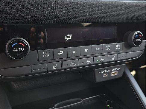 New 2026 Subaru Outback Premium AWD/4WD image 16