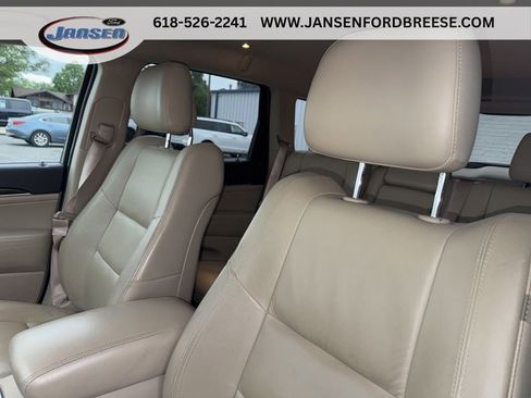 Used 2018 Jeep Grand Cherokee Limited AWD/4WD image 12