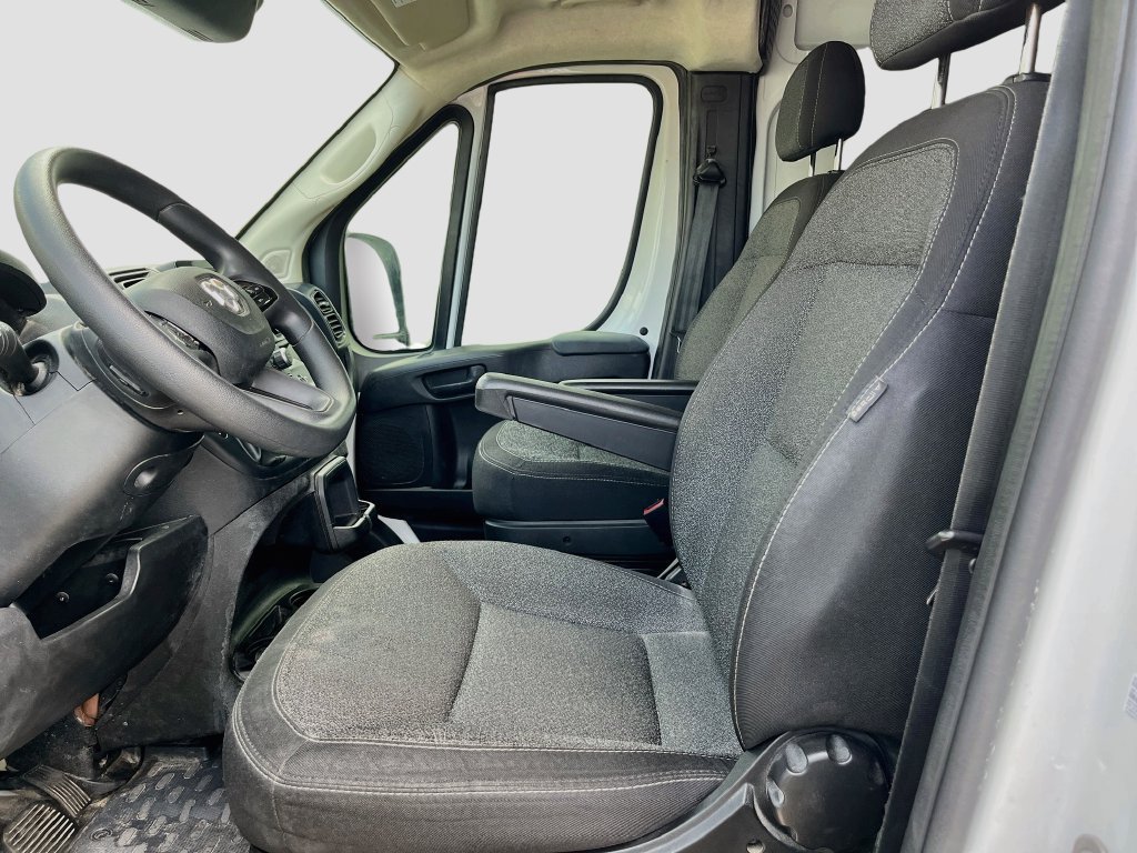Used 2024 RAM ProMaster 2500 w/ Convenience Group FWD image 19