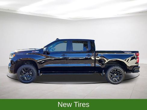 Used 2023 Chevrolet Silverado 1500 LT Trail Boss w/ Protection Package image 4