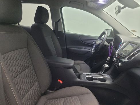 Used 2019 Chevrolet Equinox LT FWD image 21