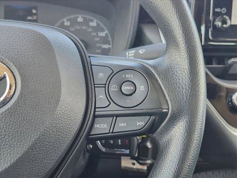 Used 2024 Toyota Corolla LE FWD image 13