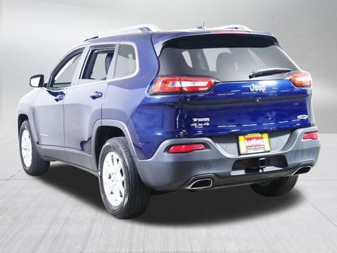 Used 2015 Jeep Cherokee Latitude w/ Comfort/Convenience Group AWD/4WD image 5