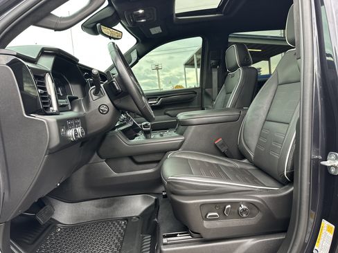 Used 2023 GMC Sierra 1500 AT4X image 10