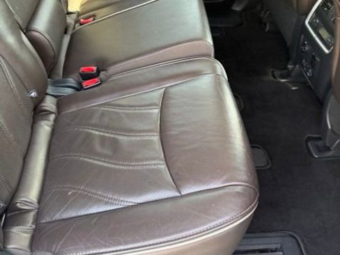 Used 2020 INFINITI QX60 Luxe w/ Essential Package FWD image 7