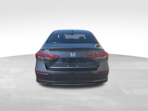 Used 2023 Honda Civic LX image 7