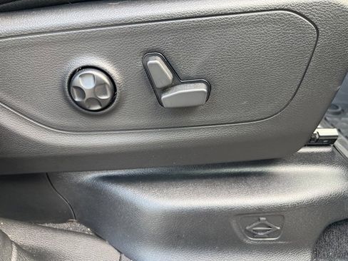 Used 2025 RAM 1500 RHO w/ RHO Level 1 Equipment Group image 13