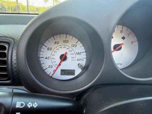 Used 2002 Toyota MR2 RWD image 37