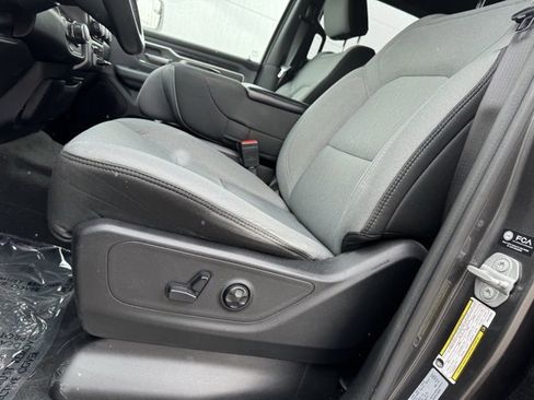 Used 2021 RAM 1500 Big Horn image 8