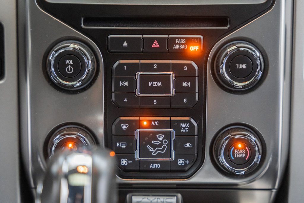 Used 2013 Ford F150 FX4 w/ Luxury Equipment Group AWD/4WD image 29