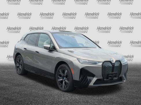 Used 2024 BMW iX xDrive50 w/ Premium Package AWD/4WD image 2