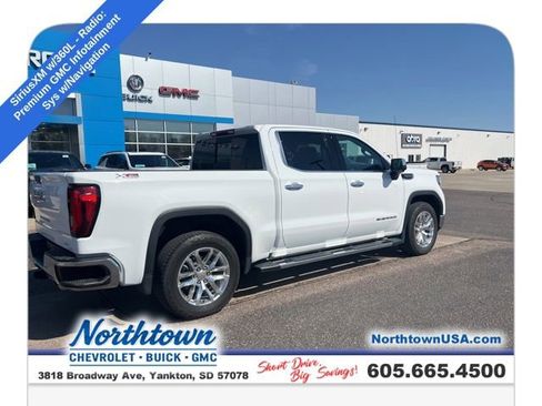 Used 2022 GMC Sierra 1500 SLT w/ SLT Premium Plus Package AWD/4WD image 9