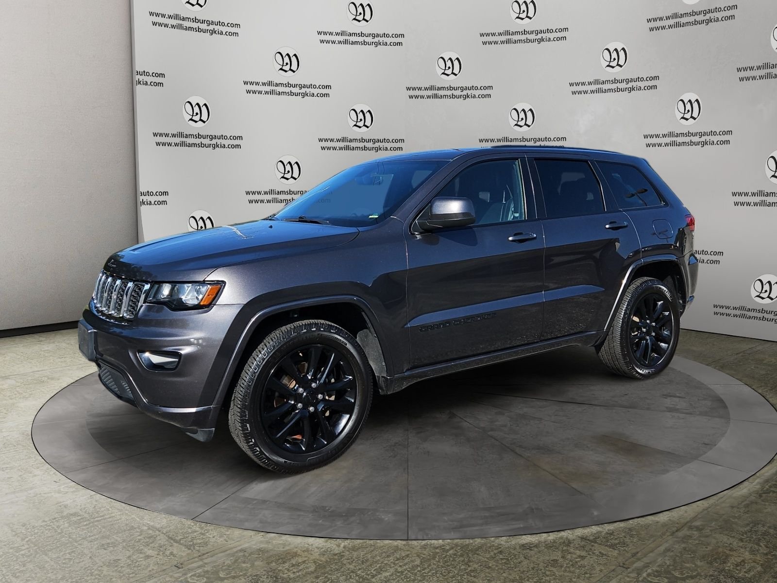 Used 2020 Jeep Grand Cherokee Altitude AWD/4WD image 1